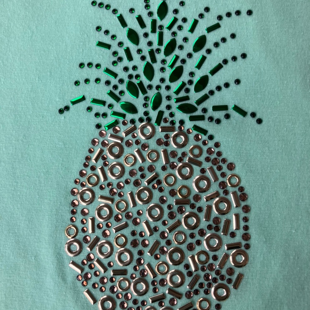 💥 3 for $15 Pineapple Embellished Women's Tee - Picture 3 of 5